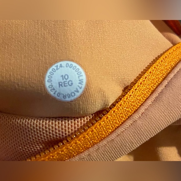 Boots - Picture 5 of 6